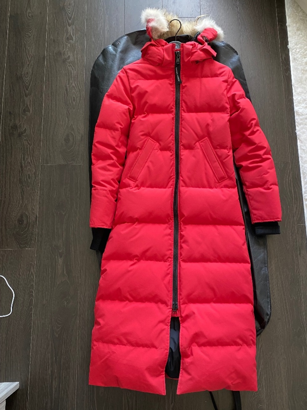 Red Canada Goose Mystique Parka Down Insulated Coyote Fur Trim Hood XS